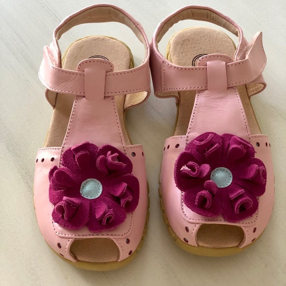 Livie & Luca Other - Livie & Luca Flower Blossom Sandals Size 12